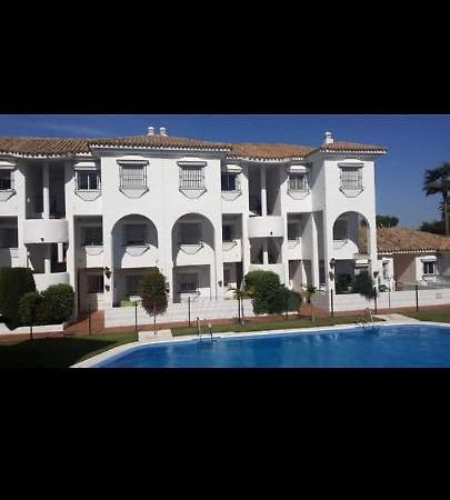 נובו סנקטי פטרי Apartamento Vacacional Maximo 4 Personas מראה חיצוני תמונה
